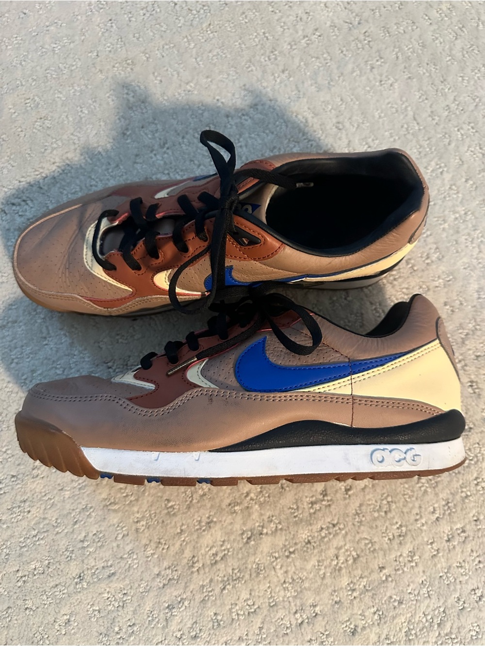 Nike Men’s Brown, Blue & Cream Retro Runner Sneakers